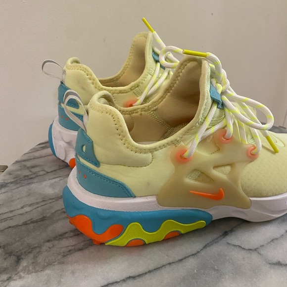 Nike React Presto sneakers - Picture 9 of 16